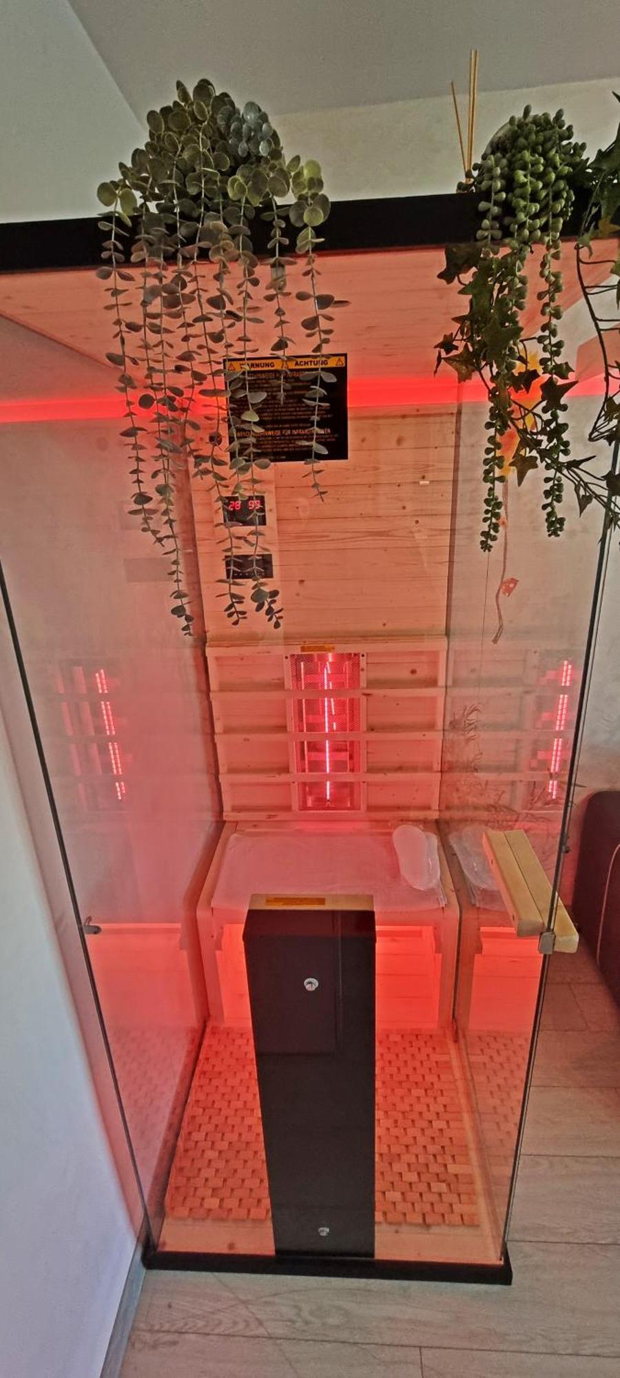City Center Privat-Sauna Familyconcept Iasi Exteriör bild