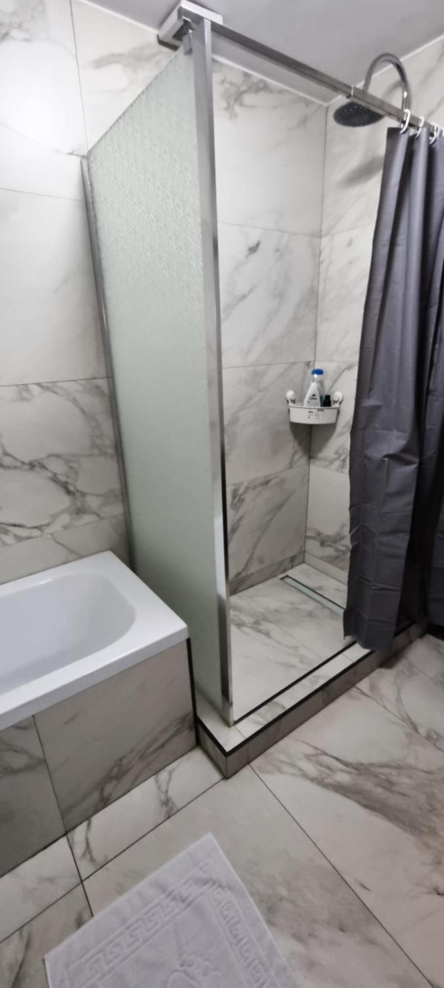 City Center Privat-Sauna Familyconcept Iasi Exteriör bild