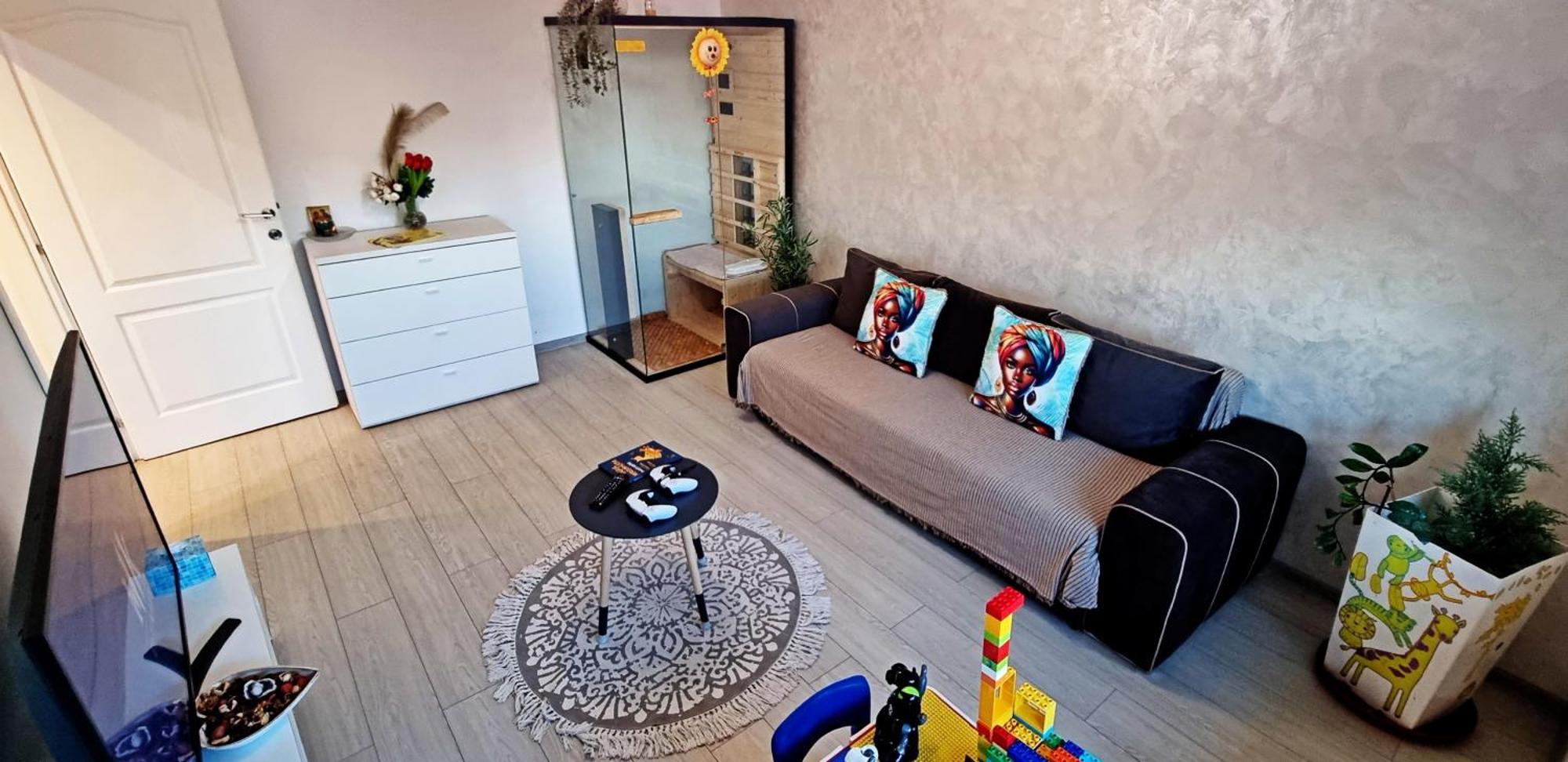 City Center Privat-Sauna Familyconcept Iasi Exteriör bild